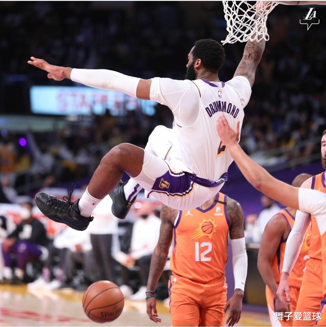 湖人队|哈雷尔终于爆发了，湖人的系列赛转折点来了......