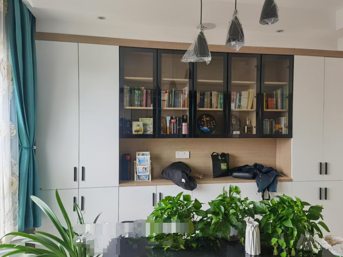 130平米毕业照出炉,现代简约混搭风,10万就搞定了,来晒晒