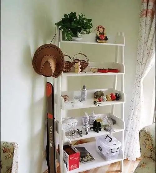 装修时尚家|老婆不顾全家反对，坚持在客厅砌花池，没想到效果还不赖