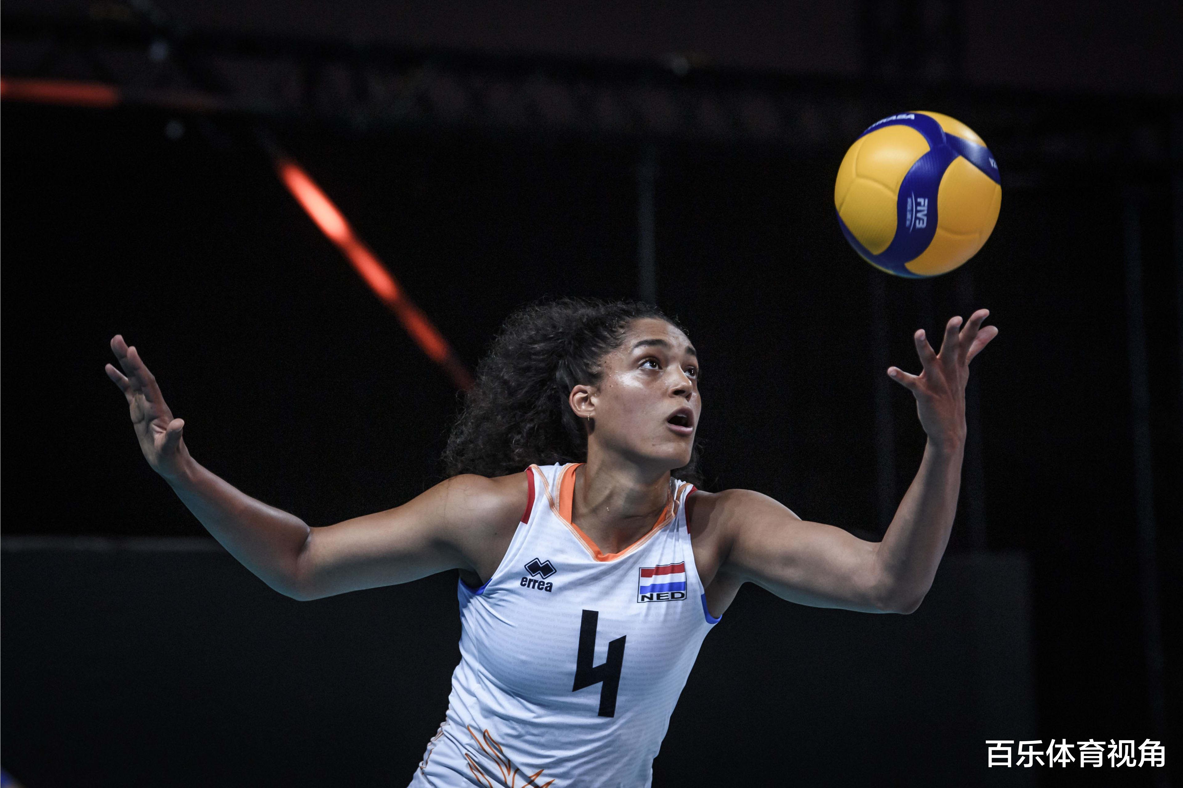 美国队|为什么美国女排宁愿晚节不保，也不敢跟中国硬刚? 皆因这2大致命伤