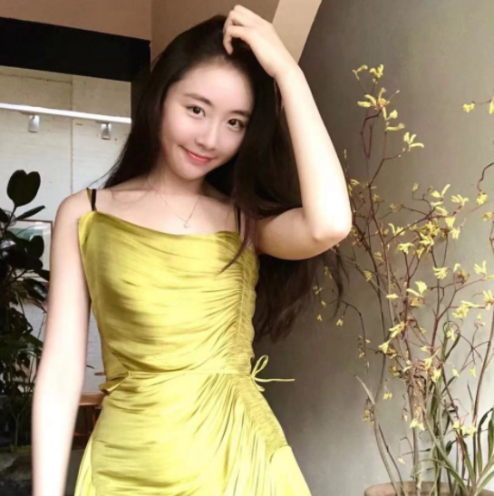 |陈露断更3天疑被抓，施冰岚罕见发文：一切都在平稳有序地进行