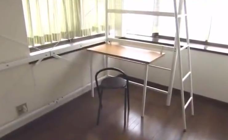 喵喵家居生活 高度自律的人生有多爽？女孩省吃俭用15年，33岁买下3套千万豪宅