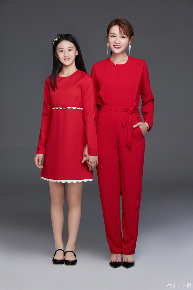 田雨橙|13岁森碟打网球过六一，满头大汗眼神坚毅，玩滑板化身酷飒女孩