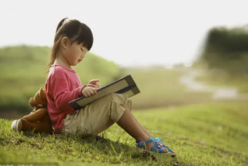 林茜文|布书对孩子来说并不陌生,可以动手一起制作培养亲子感情