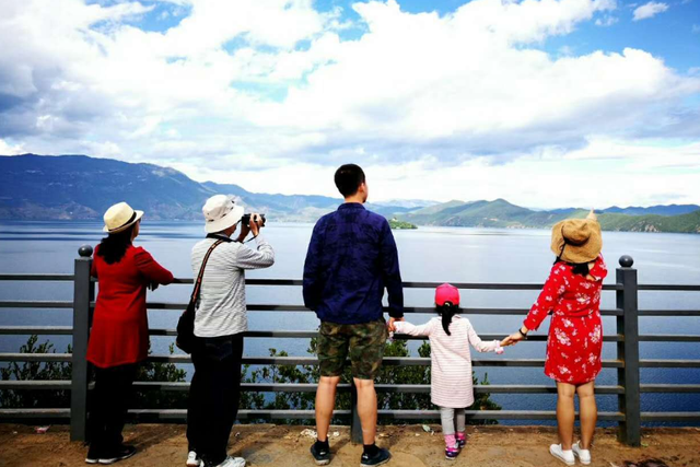 蓦然一牟 妈，我已经是三婚了，如果你愿意让我打光棍，那你就继续作！