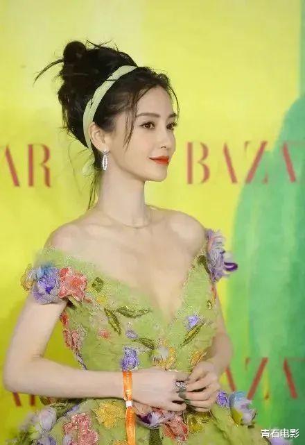 毛晓彤|2021红毯吸睛的12位女星，一个比一个性感，毛晓彤堪称纯欲天花板