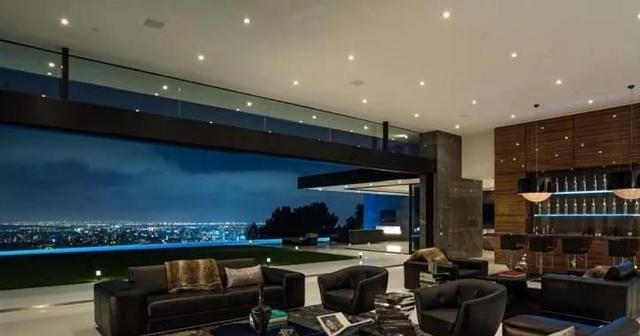 唐嫣|唐嫣和罗晋的三层豪宅曝光,周围鲜花环绕得像仙境一样