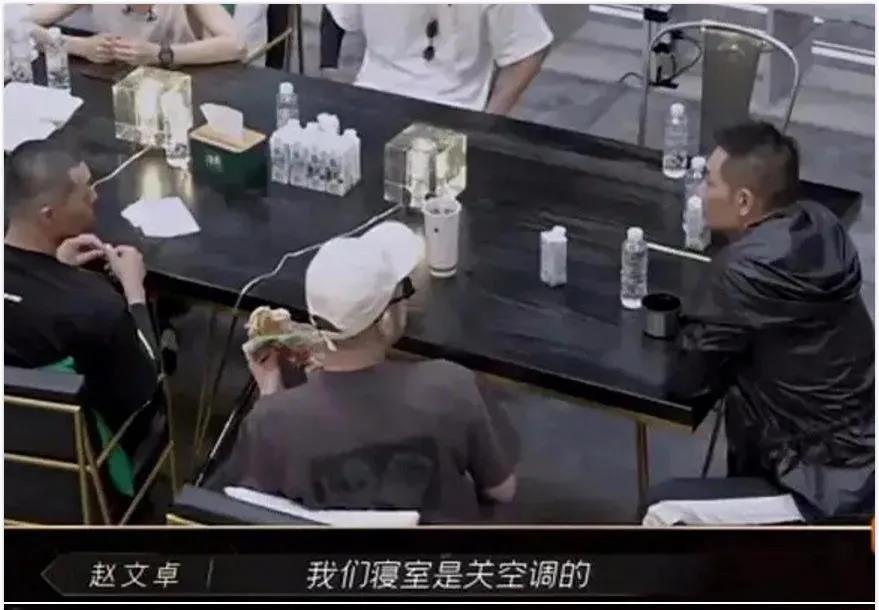 家居设计小居居|网曝林志炫退赛？他在节目中多次惹争议，佛系人设翻车