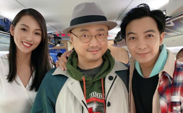 徐峥|靠收租爆红的网红夫妇，跟徐峥、张柏芝合影，其真实身份不敢高攀