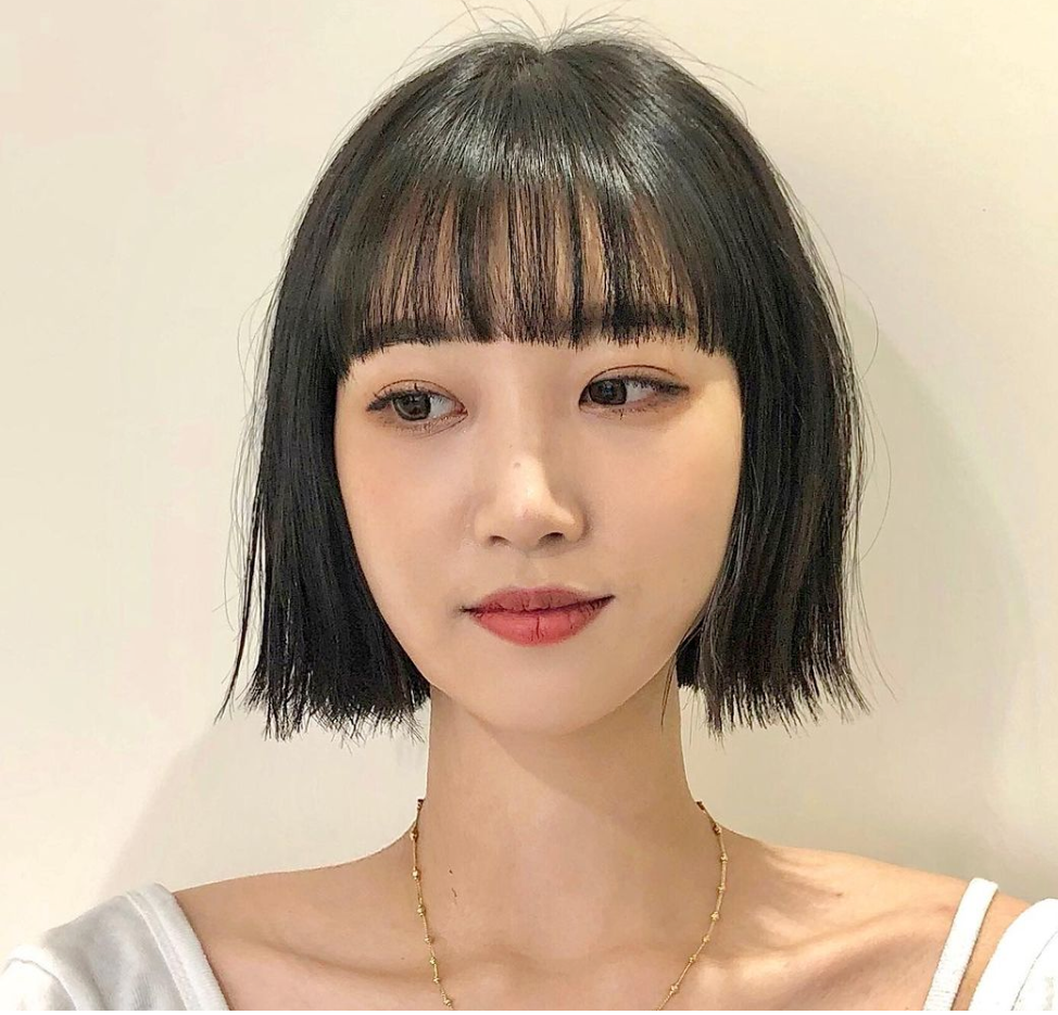 镜子发型|永不过时的短发，一看就不一样，百变时尚不落伍