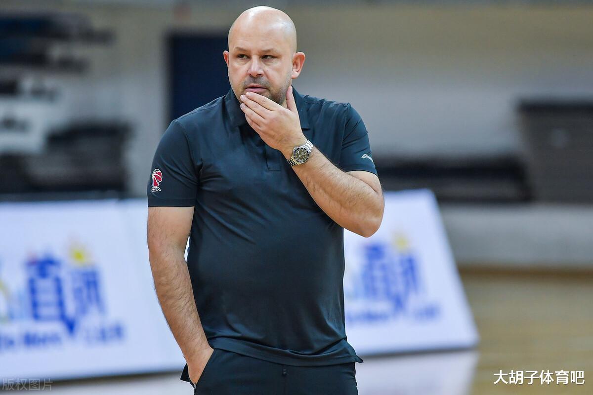 翟曉川|北京首鋼懸了！CBA公布重要文件，翟曉川傷情突傳壞消息，爭冠難了