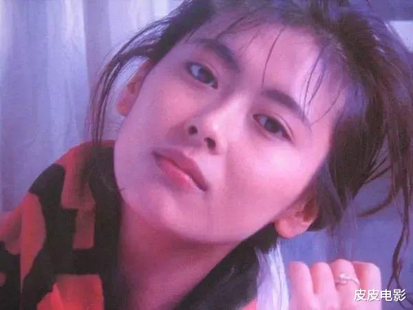 中山忍|因饰演《精武英雄》女主角红遍中国，这个日本女演员，如今怎样了