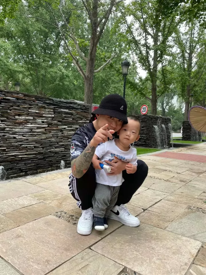 何美延|狂撒狗粮，梁老师和何美延已经结婚生子！快来看看升级父母的rapper都有谁！