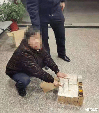 民警|因为外孙女喜欢喝，65岁老太偷走电动车上的“奶茶”，价值4500元