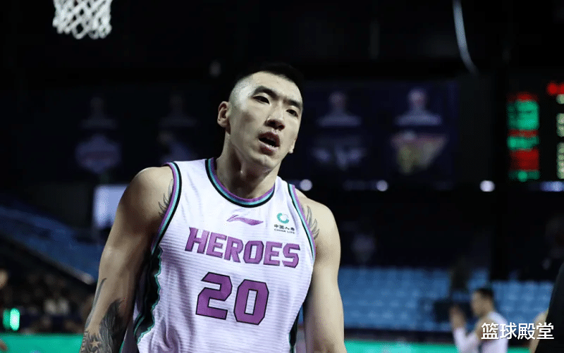 |山東虐上海！雙外暴走，聯(lián)防制勝，3對位完克上海主力，2后衛(wèi)辣眼