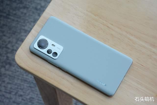 小米科技|买双不买单的小米定律真是如此？详解小米12Pro的体验很强