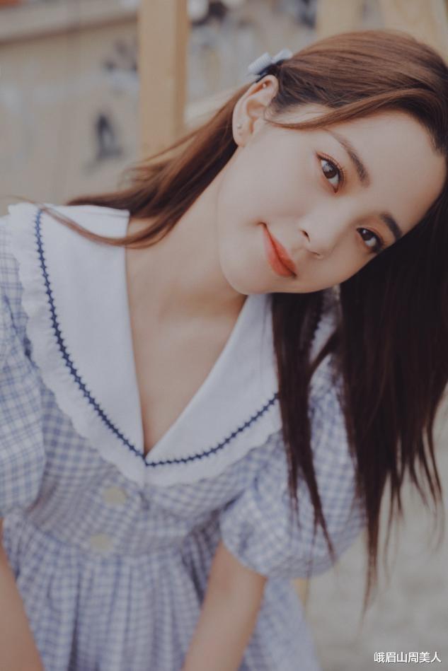 峨眉山周美人|张子枫欧阳娜娜合体拍大片，甜美少女×清澈少年，青春气息满满