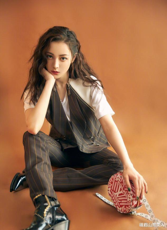 发型|2021还在梳马尾？今年这3种“发型”才最撩，杨紫、热巴都喜欢！