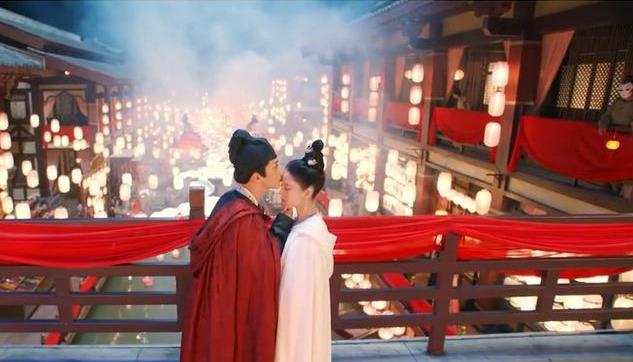 顿芳苓|娜扎成芒果台上半年“收视女王”，与许魏洲再度联手，未来可期