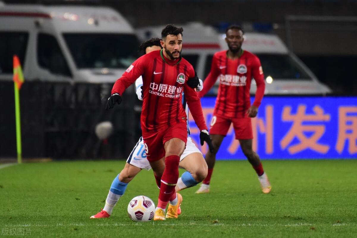 河南|河南嵩山龍門變身巴塞羅那，52.7%的控球率助中原鐵軍獲得兩連勝