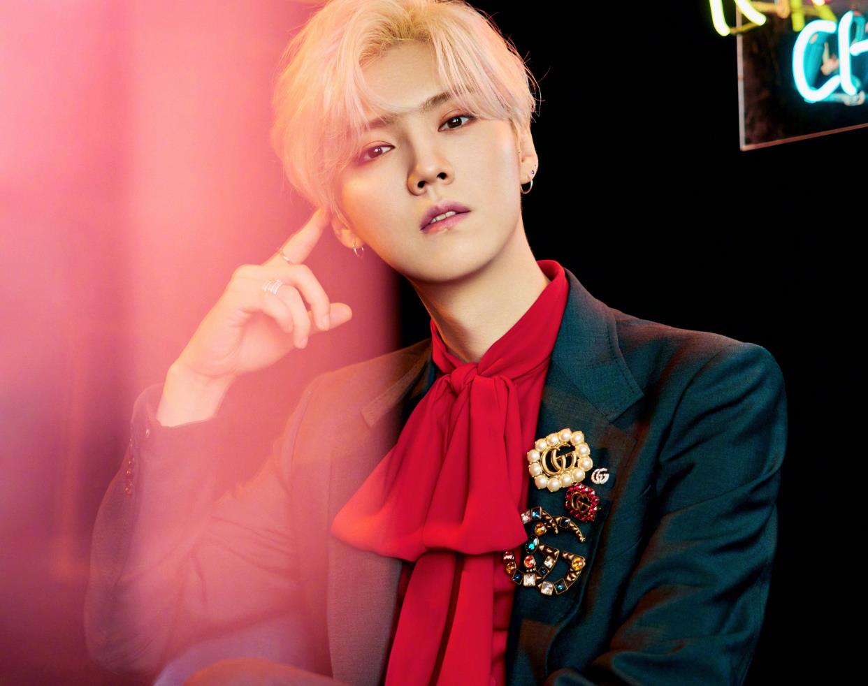 鹿晗|鹿晗好榜样，除了颜值吸粉外，三观正太重要了