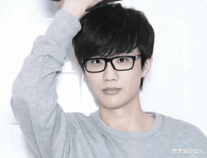 许嵩|许嵩翻车了？女网友爆出大瓜，和女粉丝做运动后，翻脸不认人？