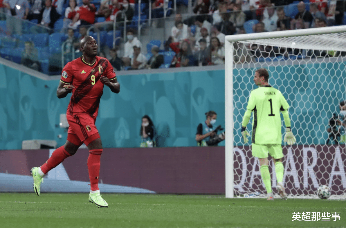 比利时队|3-0！世界第1轻松赢球！1亿锋霸梅开二度，进球后送温暖庆祝！