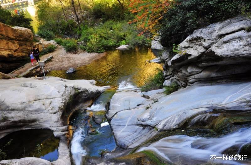 导游 河北景区因名字“土气”被耽误，风景堪比九寨沟，门票50元却景美人少