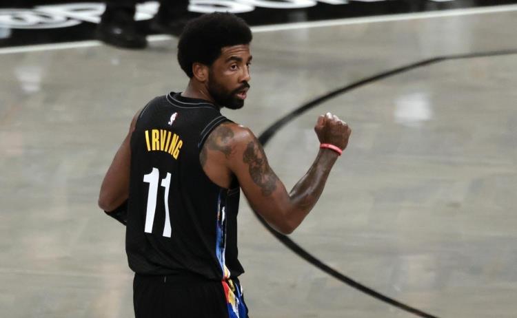 杨幸幸聊奇闻|詹皇都没摘口罩，他却号召大家把口罩摘了！小科比欧文这是想干啥