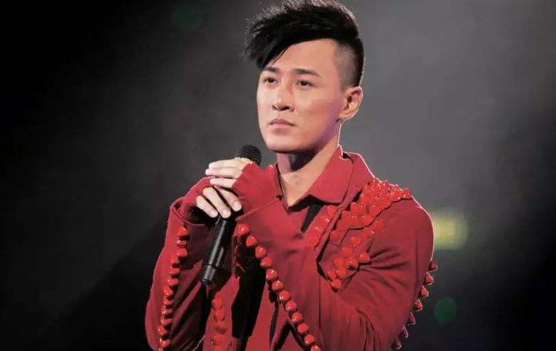 华晨宇|《新倚天屠龙记》造型出炉，林峯被吐槽年纪大，文咏珊却被赞很仙