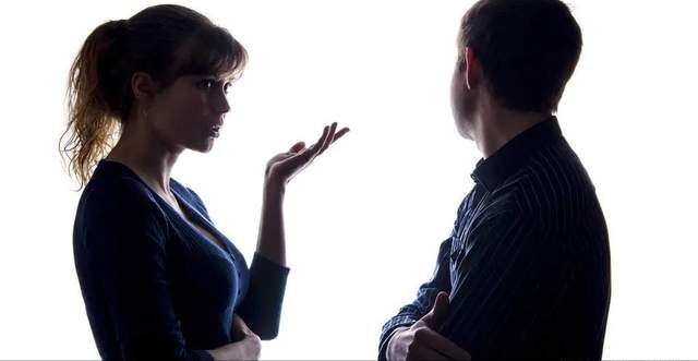 职业规划|职场是个小社会，怎么对付打压你的同事呢？分析原因，合理应对