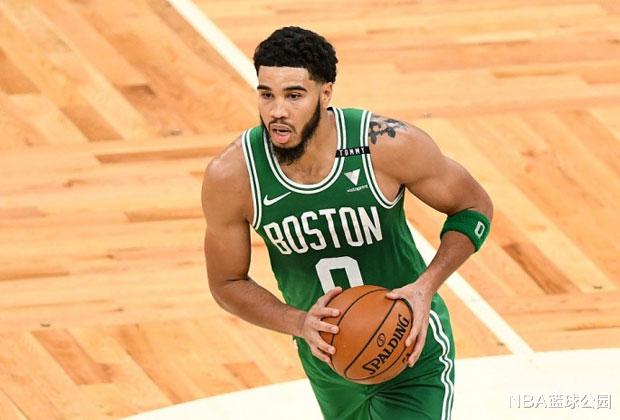 凱文·杜蘭特|新賽季得分榜更新：杜蘭特優(yōu)勢(shì)明顯，第2競(jìng)爭(zhēng)激烈，德羅贊升至第6