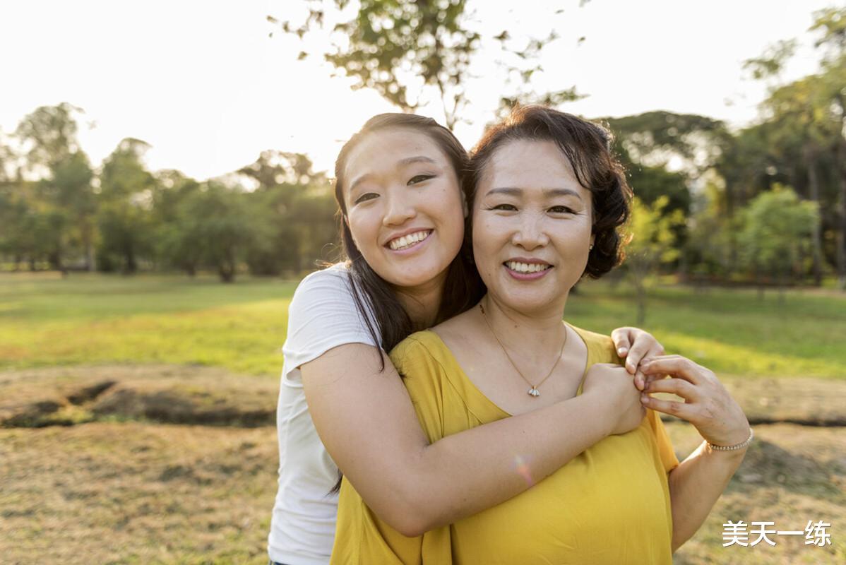 木耳|女人更年期“克星”不是牛奶,若你爱吃,换回第二春
