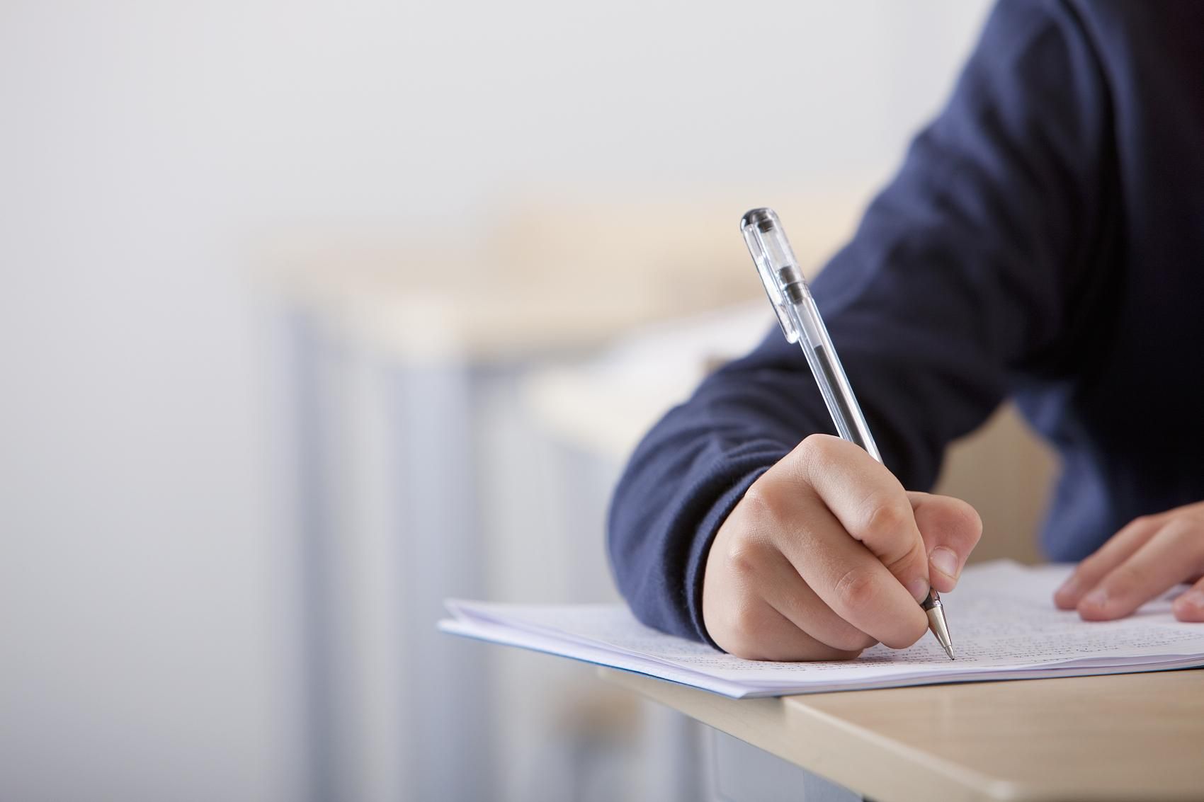 |在公司如何避免内卷？保证积极的同时，应做个有实力的“边缘人”