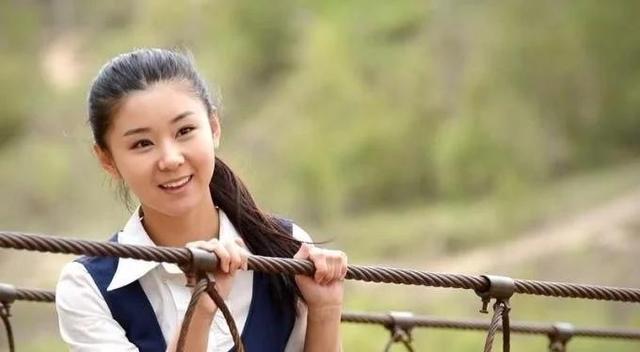 富华说说|人美又有好演技,初吻只给自己的老公,这样的女人是谁你知道吗?