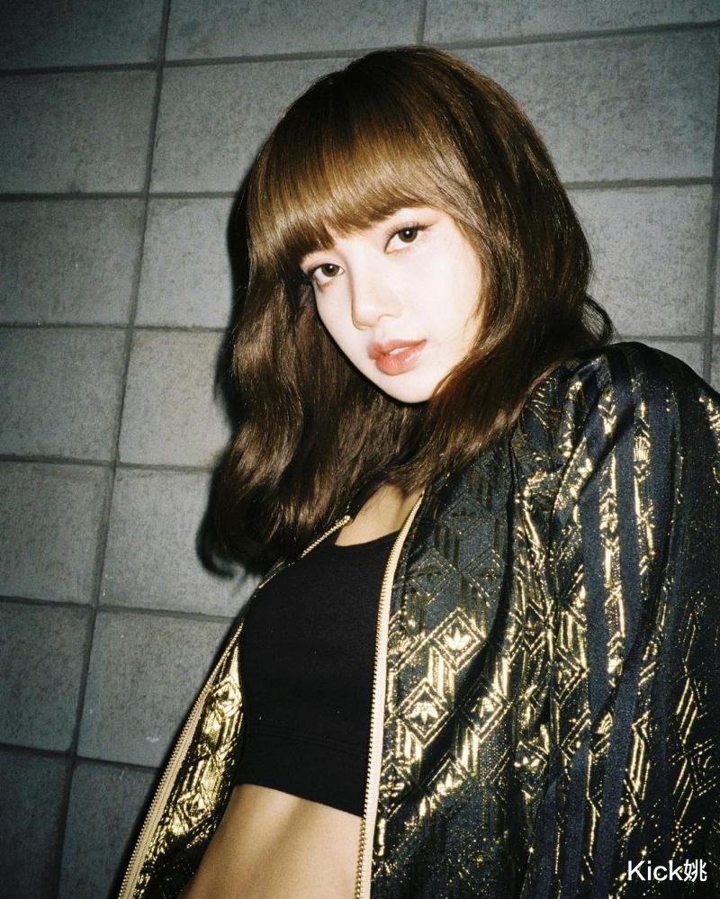 lisa|又得罪造型师？BLACKPINK LISA 全新「浏海发型」被网友疯狂吐槽