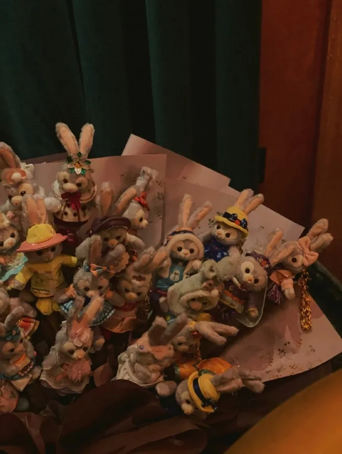 洞洞鞋|夏天穿洞洞鞋的烦恼