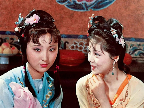 张莉|87版《红楼梦》欧阳奋强回忆:她过分美丽,剧组的小伙子都暗恋她