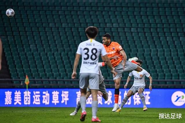 那不勒斯|3-0完胜！0-5惨败！中超悲喜夜：国安连遭痛击，广东3队集体狂飙