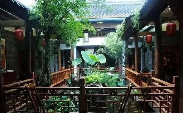 上海市|当你老了，一定要在乡里有套房.