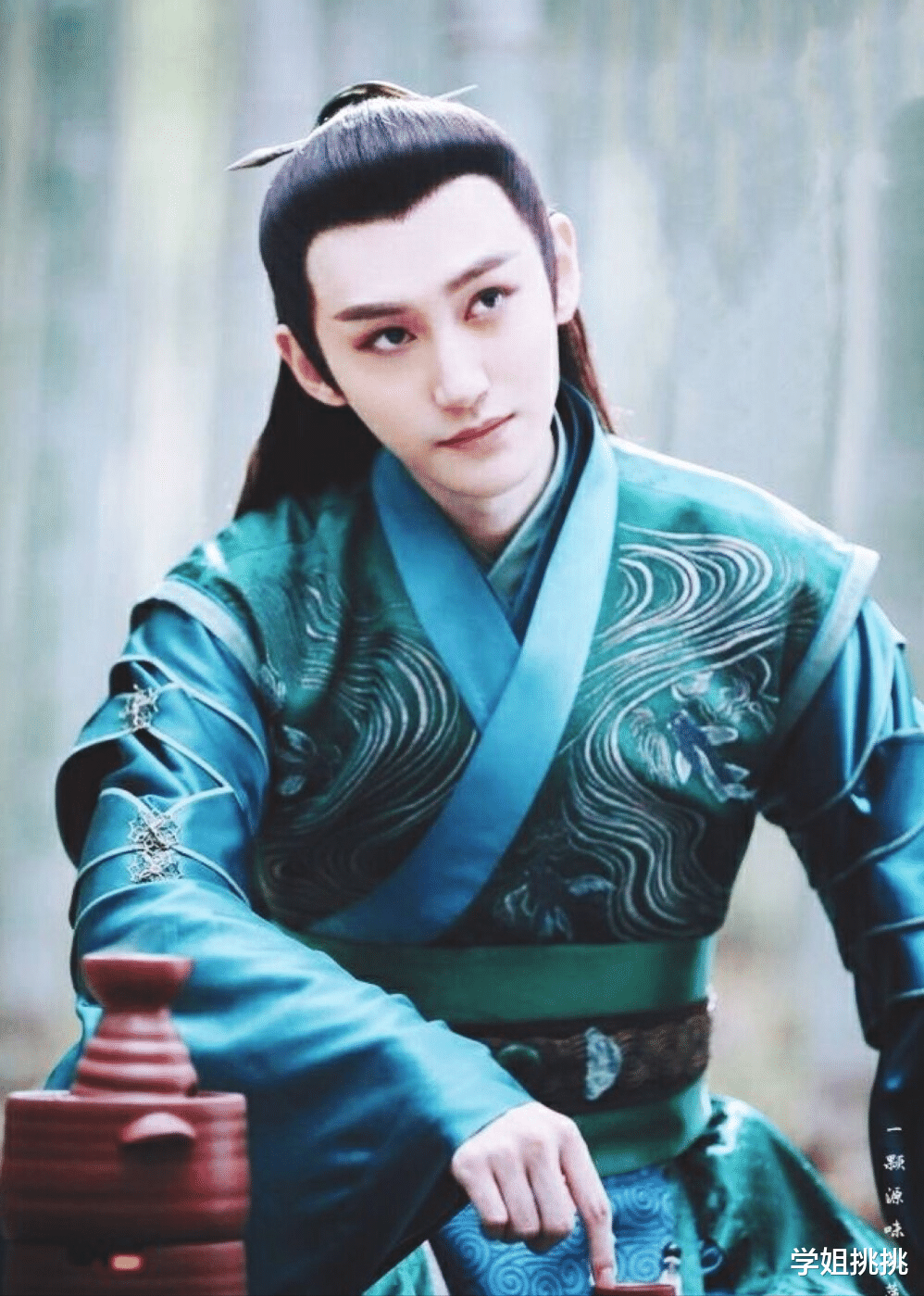 汪铎|这3位男明星总演“万年男二”，又帅又让人心疼