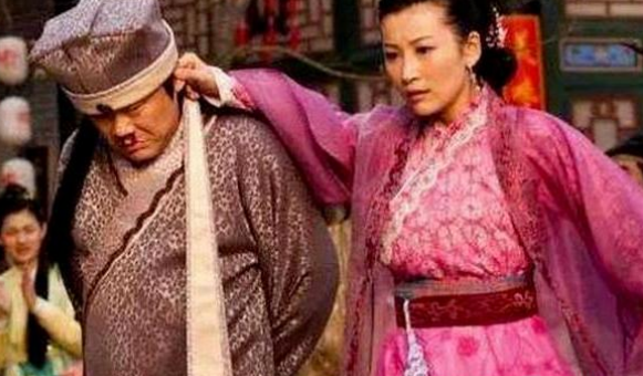  明朝一男子把私房钱藏在木雕中，藏了600年，2任收藏家都没有发现