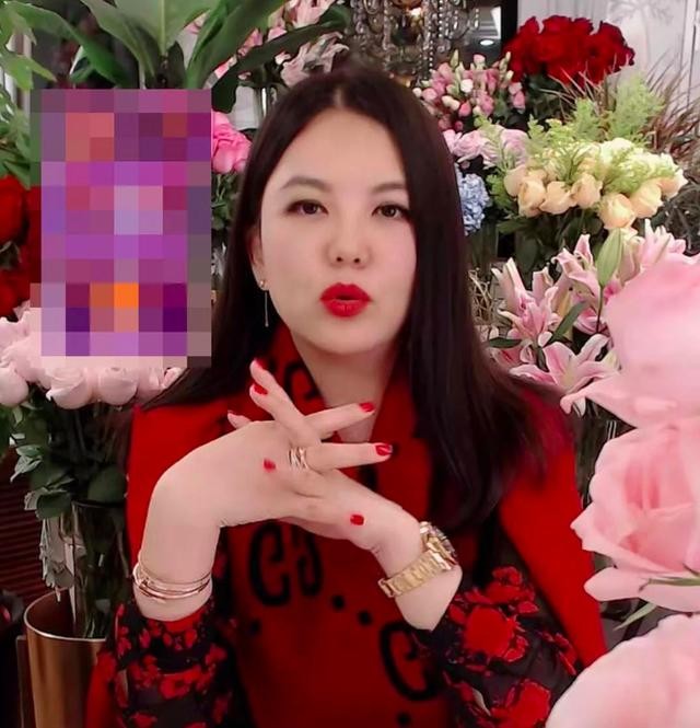 冯巩|潘长江带货再度翻车，口碑持续崩坏，怕是再也上不去央视春晚了？