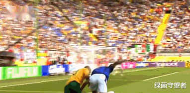 格羅索|在你心目中，最完美的左后衛(wèi)，是誰？我覺得，是他！