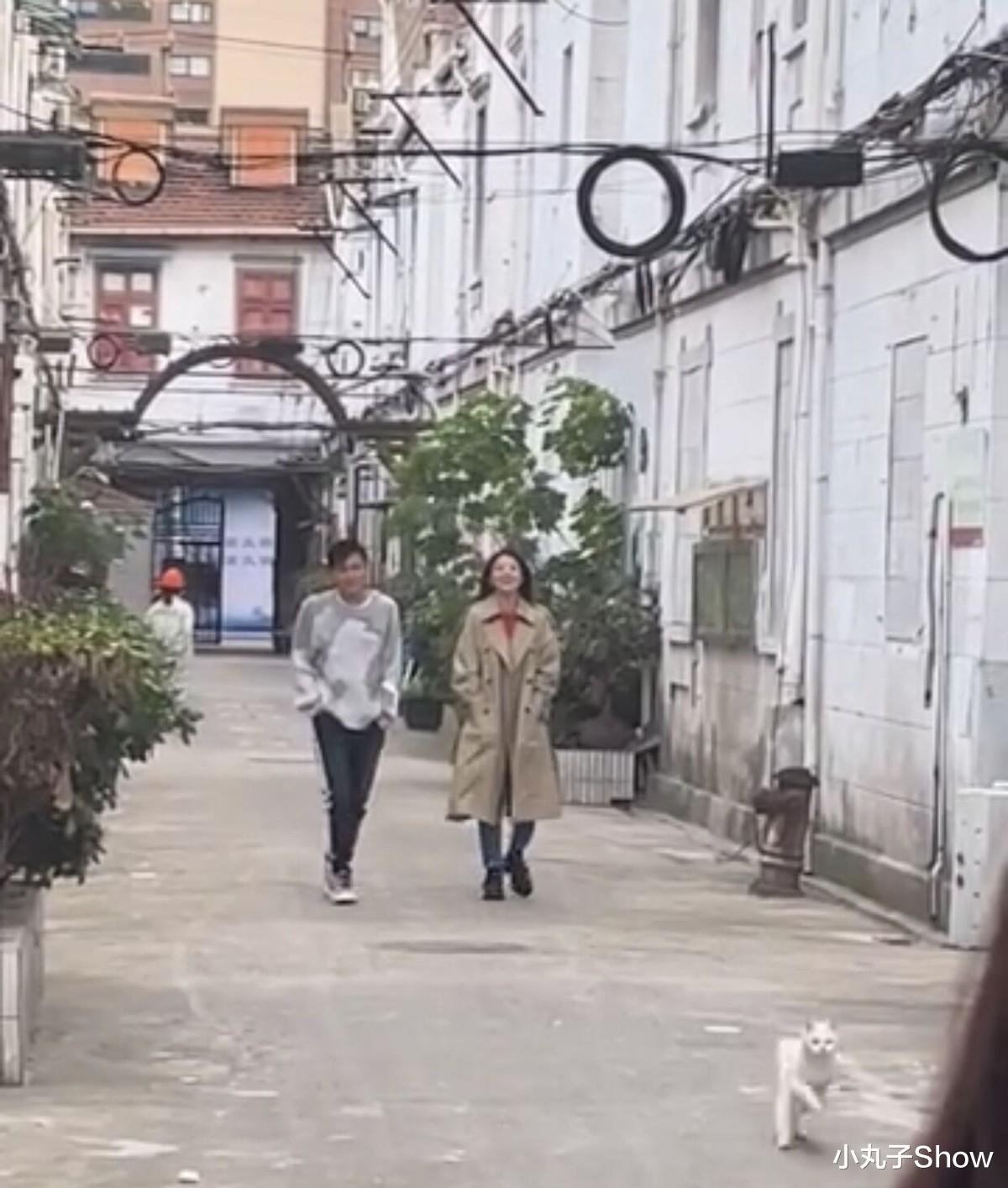 陈红|高圆圆谢霆锋时隔七年又合体,男神女神厨房做菜,高圆圆又变美了