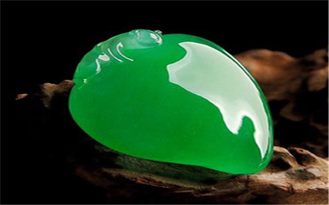 翡翠|什么是翡翠的A、B、C货 要怎么去进行分辨呢？