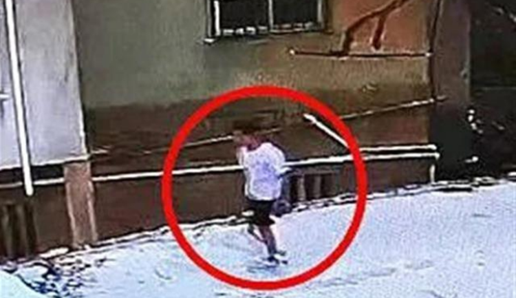 莆田 2死3伤！福建莆田“灭门”惨案：一家4代遭村民砍杀，爷爷和儿媳死亡，8岁孩子伤情严重