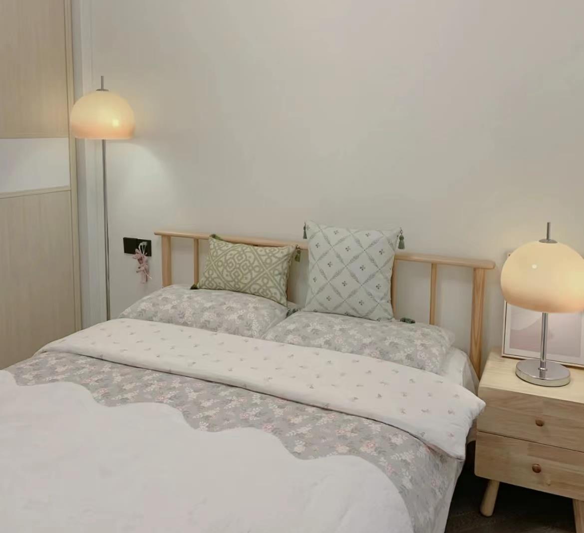 女主123㎡新居坚持“家徒四壁”风，该有的东西都有，干净又舒适