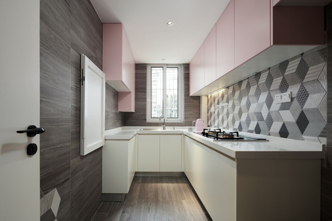 |三代同堂的六口之家，充分利用每一处空间，打造舒适的居住空间