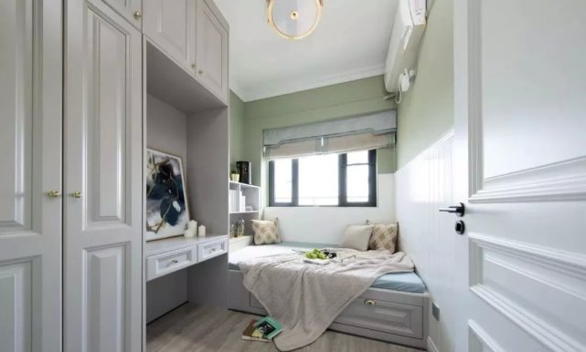 86㎡简约小美式轻盈优雅的暖心之家，点缀绿植打造舒适精巧场域